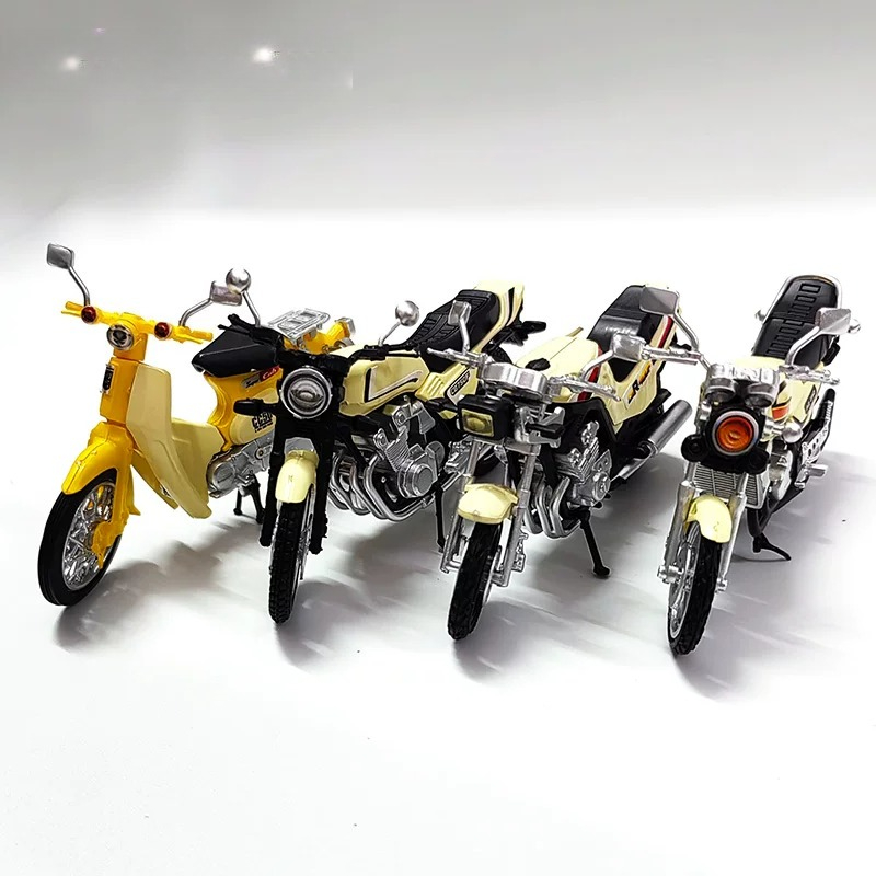 Model Kit Motor Nuclear - Set di 4 Modelli di Moto