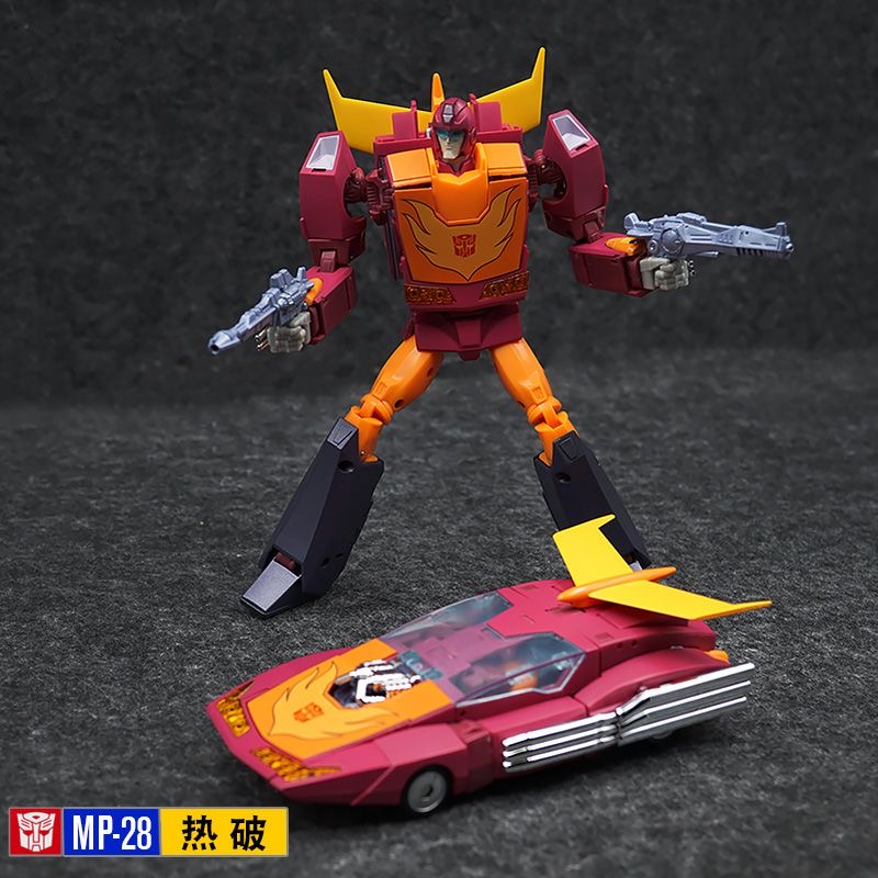 Takara Tomy Transformers Toys  - Model Kit Rodimus recensione e prezzo
