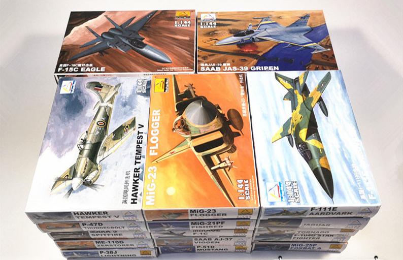 Set di 25 Modellini di Aerei M - Model Kit Motor Nuclear recensione e prezzo