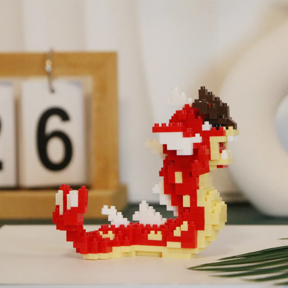 Pokemon Micro Building Blocks  - Model Kit Rayquaza recensione e prezzo