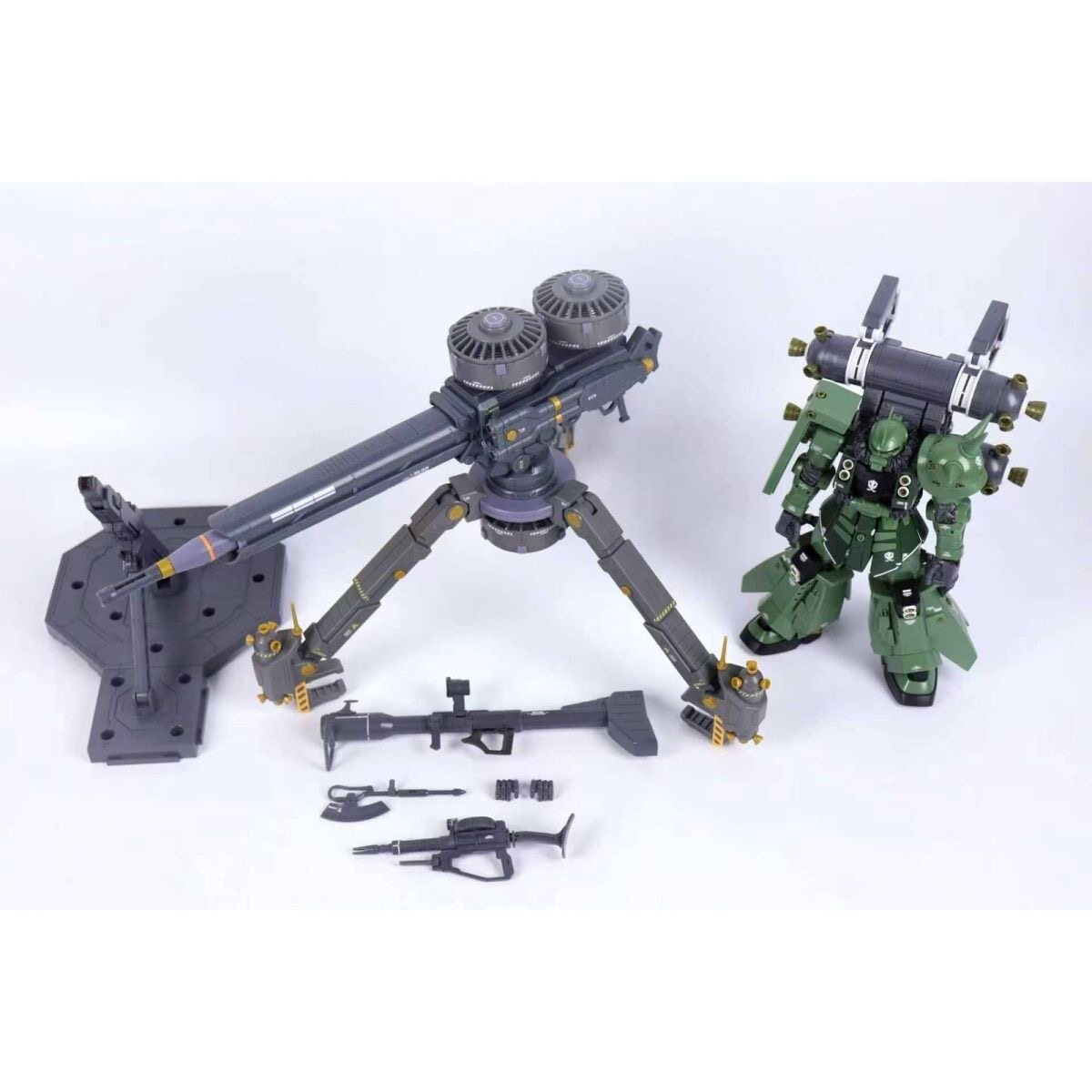 LEIEN Modello MG 1/100 ZG003 M - Model Kit Zaku recensione e prezzo